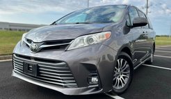 2018 Toyota Sienna XLE