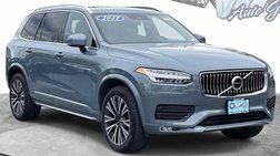 2022 Volvo XC90 T6 Momentum 6-Passenger