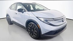 2026 Nissan LEAF Platinum+