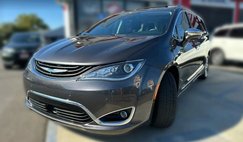 2018 Chrysler Pacifica Hybrid Limited
