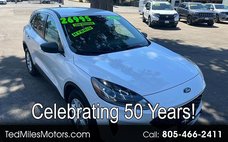 2022 Ford Escape Hybrid SE