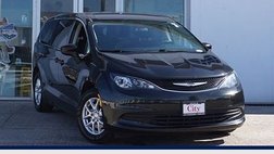 2020 Chrysler Voyager LX