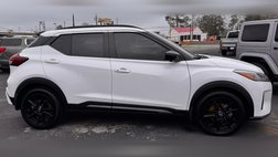 2023 Nissan Kicks SR