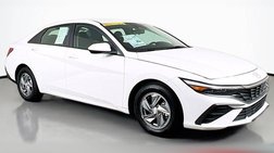 2024 Hyundai Elantra SE