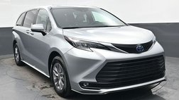 2025 Toyota Sienna XLE