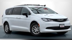 2026 Chrysler Voyager LX