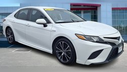 2019 Toyota Camry Hybrid XLE