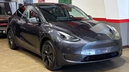2025 Tesla Model Y Long Range