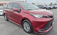2022 Toyota Sienna XLE
