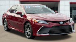 2022 Toyota Camry Hybrid XLE