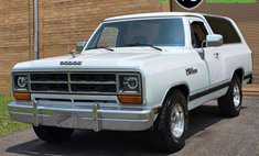 1989 Dodge Ramcharger 150