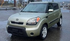 2010 Kia Soul +
