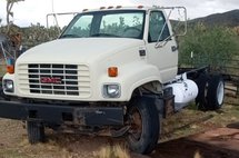 2002 GMC C7H042