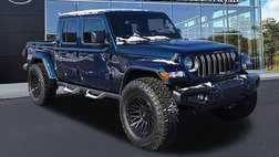 2025 Jeep Gladiator NightHawk