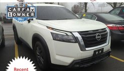 2023 Nissan Pathfinder SV
