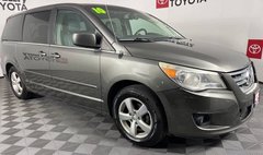 2010 Volkswagen Routan SE