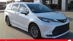 2022 Toyota Sienna XLE