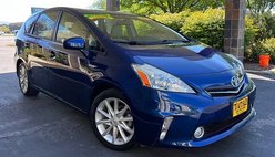 2013 Toyota Prius v Five