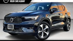 2026 Volvo XC40 B5 Plus