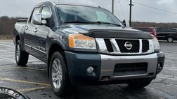 2013 Nissan Titan SV