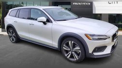 2023 Volvo V60 Cross Country B5 Plus