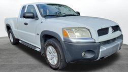 2006 Mitsubishi Raider Duro Cross V6