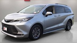 2023 Toyota Sienna XLE