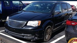 2015 Chrysler Town and Country Touring-L