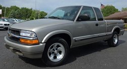 2000 Chevrolet S-10 LS