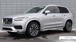 2022 Volvo XC90 T6 Momentum 7-Passenger