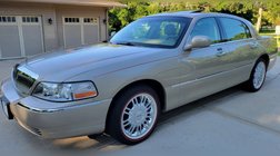 2007 Lincoln Town Car Signature Limited