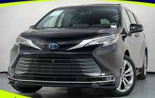 2024 Toyota Sienna Platinum 7-Passenger