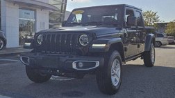 2022 Jeep Gladiator Sport S