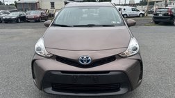 2016 Toyota Prius v Two