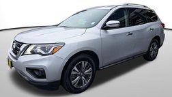 2017 Nissan Pathfinder SV