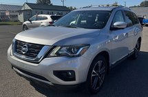 2017 Nissan Pathfinder Platinum