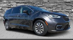 2023 Chrysler Pacifica Hybrid Touring L
