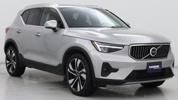 2023 Volvo XC40 B5 Plus Bright Theme