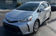 2016 Toyota Prius v Five