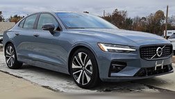 2022 Volvo S60 B5 Momentum