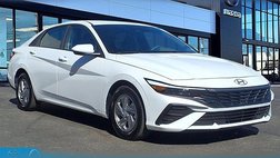 2025 Hyundai Elantra SE