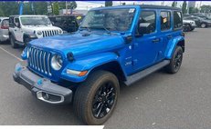 2023 Jeep Wrangler Sahara 4WD