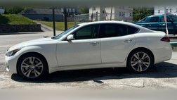 2016 Infiniti Q70 3.7