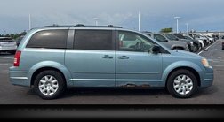 2009 Chrysler Town and Country LX