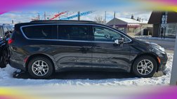 2021 Chrysler Pacifica Touring