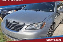 2014 Chrysler 200 Touring