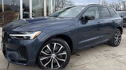 2023 Volvo XC60 Recharge T8 Plus Dark Theme