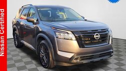 2022 Nissan Pathfinder SV