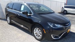 2017 Chrysler Pacifica Touring Plus