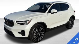 2025 Volvo XC40 B5 Plus Bright Theme
